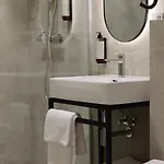 迪莱克狄公寓 公寓 *